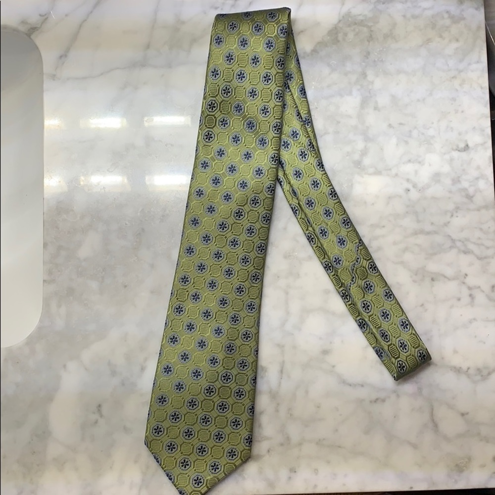 Barney’s New York tie